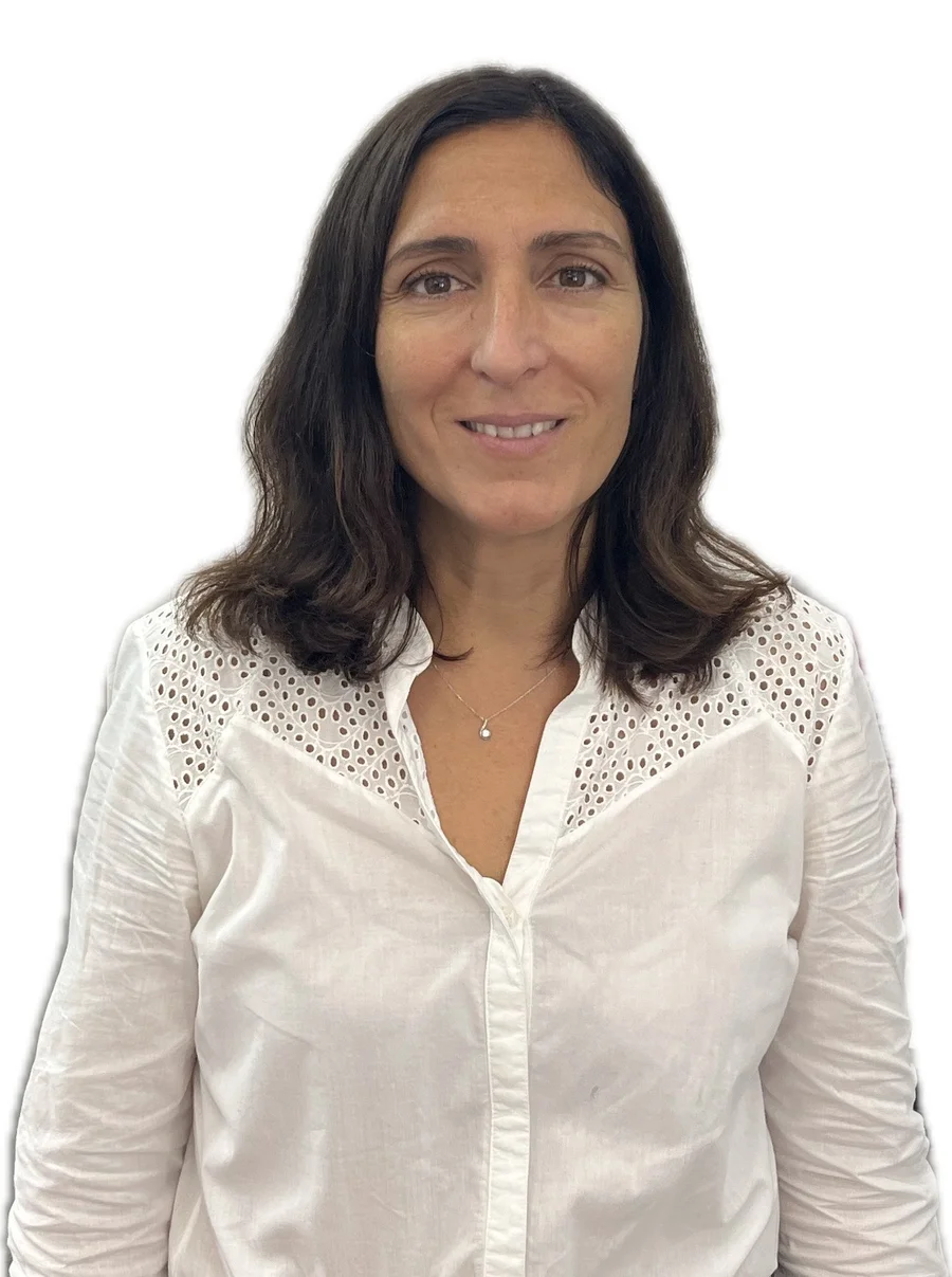 Sonia, responsable administrative au Laboratoire Ledarath